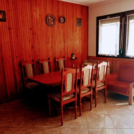 度假居 Napsugar Nyaralo *